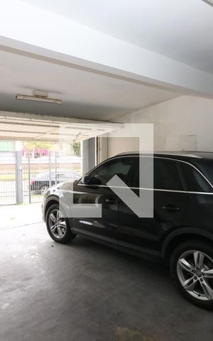Casa à venda com 221m², 4 quartos e 2 vagasGaragem