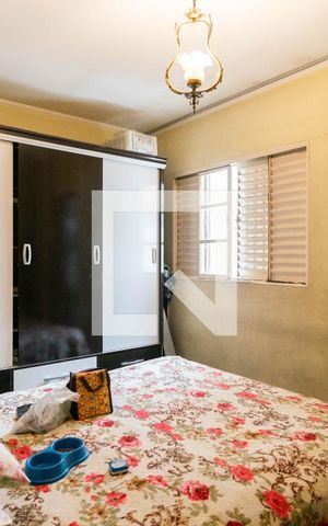 Casa à venda com 90m², 2 quartos e 2 vagas Casa à venda com 90m², 2 quartos e 2 vagasSuíte