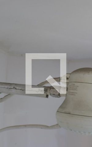 Casa à venda com 300m², 4 quartos e 2 vagasBanheiro 2