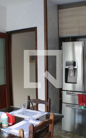 Casa à venda com 300m², 4 quartos e 2 vagasCozinha
