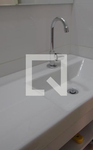 Apartamento à venda com 56m², 2 quartos e 1 vagaPia do banheiro
