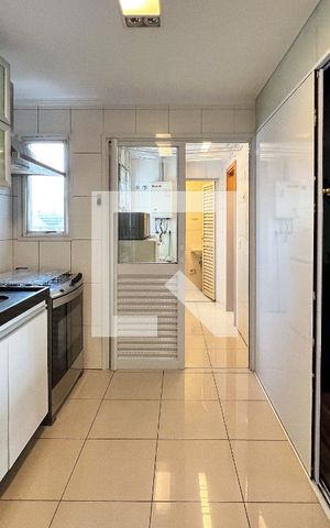 Apartamento para alugar com 139m², 3 quartos e 3 vagasCozinha