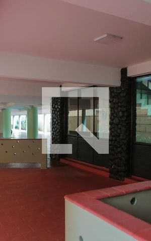 Apartamento para alugar com 80m², 2 quartos e 1 vaga Apartamento para alugar com 80m², 2 quartos e 1 vagaEntrada