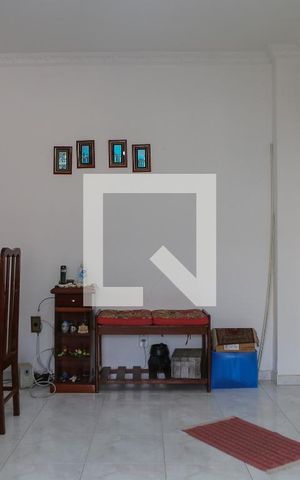 Apartamento para alugar com 80m², 2 quartos e 1 vaga Apartamento para alugar com 80m², 2 quartos e 1 vagaSala