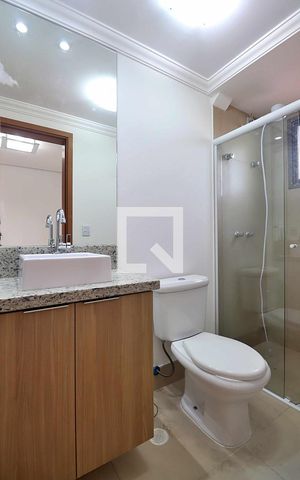 Apartamento à venda com 73m², 2 quartos e 2 vagasSuíte 2 - Banheiro