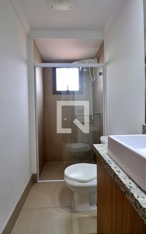 Apartamento à venda com 73m², 2 quartos e 2 vagasSuíte 1 - Banheiro