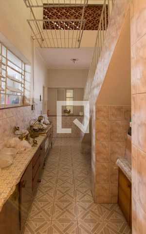 Casa à venda com 350m², 3 quartos e 9 vagasLavanderia