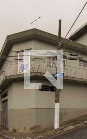 Casa à venda com 350m², 3 quartos e 9 vagasFachada