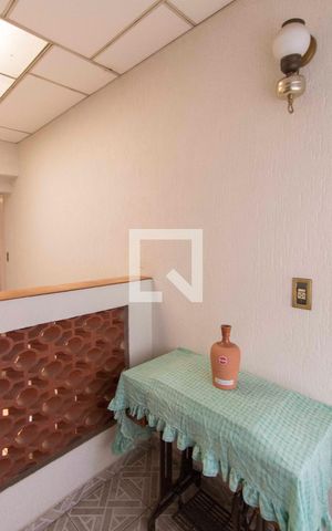 Casa à venda com 350m², 3 quartos e 9 vagasSuíte Varanda interna