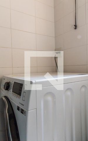Apartamento à venda com 74m², 3 quartos e 1 vagaÁrea de Serviço