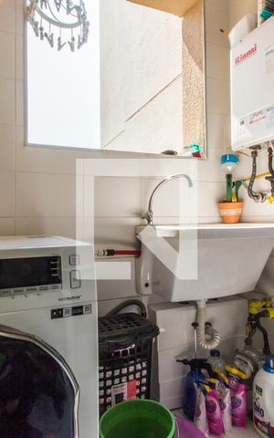 Apartamento à venda com 74m², 3 quartos e 1 vagaÁrea de Serviço