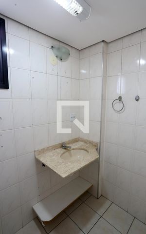 Apartamento para alugar com 55m², 2 quartos e 1 vagaBanheiro