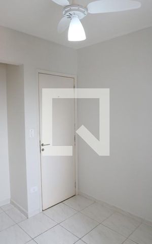 Apartamento para alugar com 55m², 2 quartos e 1 vagaQuarto 1