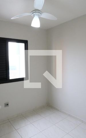 Apartamento para alugar com 55m², 2 quartos e 1 vagaQuarto 1