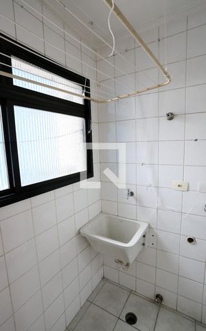 Apartamento para alugar com 55m², 2 quartos e 1 vagaÁrea de Serviço