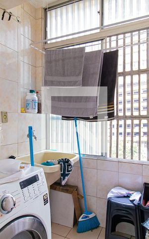 Apartamento à venda com 64m², 1 quarto e sem vaga Apartamento à venda com 64m², 1 quarto e sem vagaÁrea de Serviço
