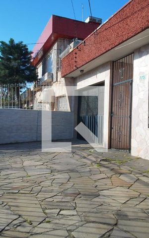 Casa à venda com 160m², 2 quartos e 4 vagaspátio _Frente 
