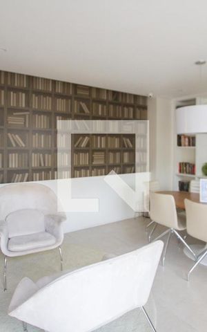 Apartamento para alugar com 33m², 1 quarto e 1 vagaHome Office