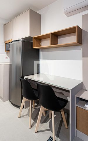 Studio à venda com 26m², 1 quarto e sem vaga Studio à venda com 26m², 1 quarto e sem vagaSala/Quarto