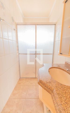 Casa à venda com 200m², 4 quartos e 2 vagas Casa à venda com 200m², 4 quartos e 2 vagasBanheiro do Quarto 3
