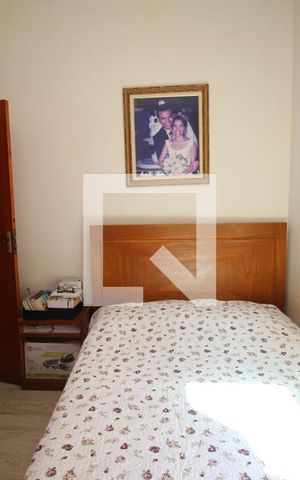 Casa à venda com 327m², 2 quartos e 2 vagasQuarto 2