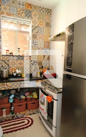 Casa à venda com 327m², 2 quartos e 2 vagasCozinha