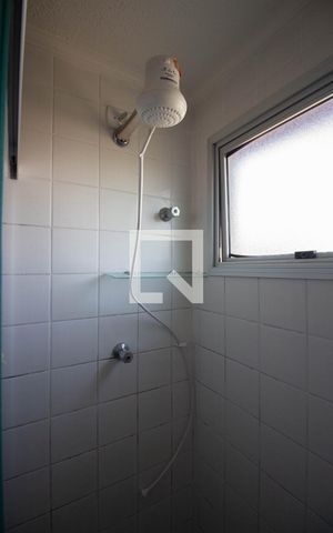 Apartamento para alugar com 60m², 2 quartos e 1 vagaChuveiro