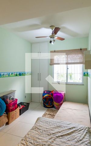 Casa à venda com 329m², 5 quartos e 4 vagas Casa à venda com 329m², 5 quartos e 4 vagasQuarto 1