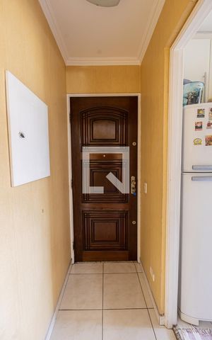 Apartamento à venda com 60m², 2 quartos e 1 vaga Apartamento à venda com 60m², 2 quartos e 1 vagaHall
