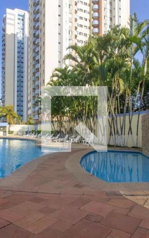 Apartamento à venda com 97m², 3 quartos e 2 vagas Apartamento à venda com 97m², 3 quartos e 2 vagasPiscina