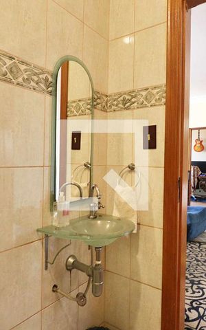 Casa à venda com 340m², 3 quartos e 4 vagasCasa 2 - Lavabo