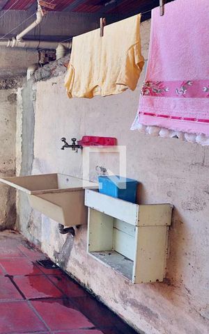 Casa à venda com 340m², 3 quartos e 4 vagasCasa 1 - Área de Serviço
