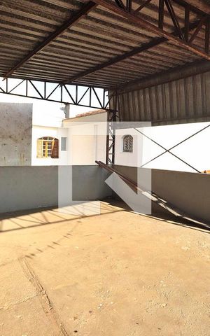 Casa à venda com 340m², 3 quartos e 4 vagasTerraço