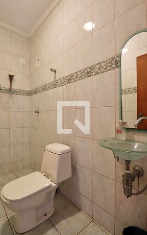 Casa à venda com 340m², 3 quartos e 4 vagasCasa 2 - Lavabo