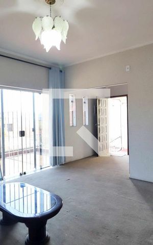 Casa à venda com 340m², 3 quartos e 4 vagasCasa 1 - Sala