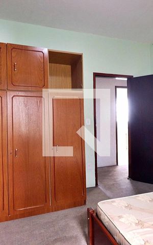 Casa à venda com 340m², 3 quartos e 4 vagasCasa 1 - Quarto 2
