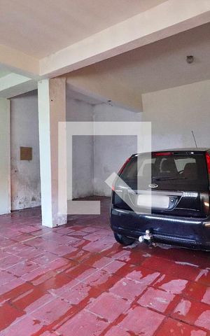 Casa à venda com 340m², 3 quartos e 4 vagasGaragem casa 1