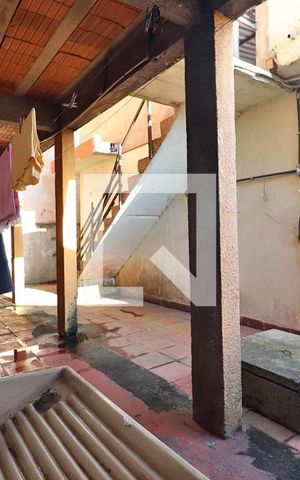 Casa à venda com 340m², 3 quartos e 4 vagasCasa 1 - Área de Serviço