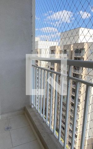 Apartamento para alugar com 68m², 2 quartos e 1 vagaSacada