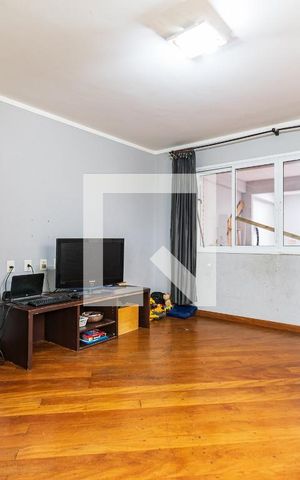 Casa à venda com 400m², 5 quartos e 2 vagas Casa à venda com 400m², 5 quartos e 2 vagasSala