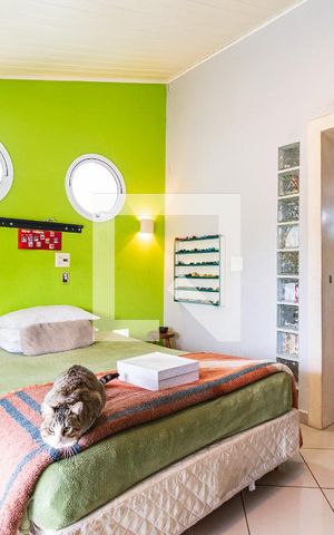 Casa à venda com 400m², 5 quartos e 2 vagas Casa à venda com 400m², 5 quartos e 2 vagasQuarto 2