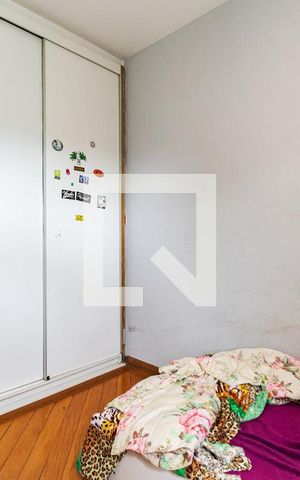 Casa à venda com 400m², 5 quartos e 2 vagas Casa à venda com 400m², 5 quartos e 2 vagasQuarto 3