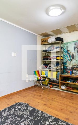 Casa à venda com 400m², 5 quartos e 2 vagas Casa à venda com 400m², 5 quartos e 2 vagasQuarto do Studio
