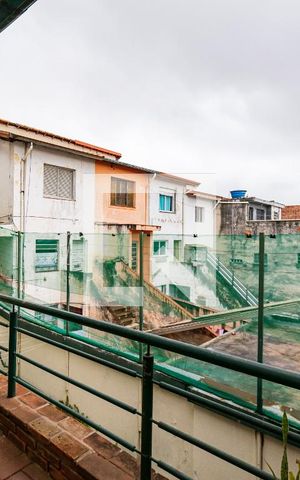 Casa à venda com 400m², 5 quartos e 2 vagas Casa à venda com 400m², 5 quartos e 2 vagasVista da Suíte de Serviço