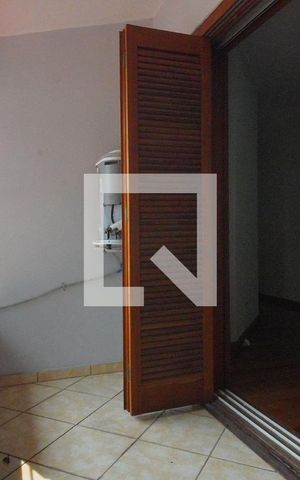 Casa à venda com 200m², 3 quartos e 1 vagaQuarto  Suíte _Varanda 