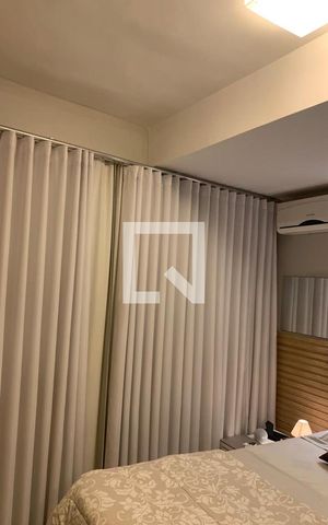 Apartamento para alugar com 77m², 2 quartos e 1 vaga