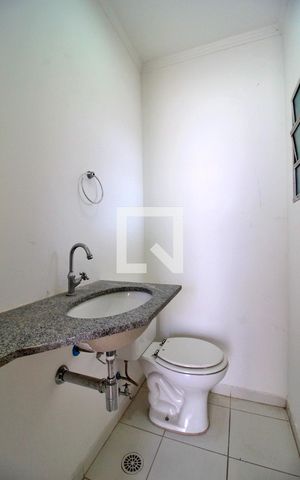 Apartamento à venda com 196m², 3 quartos e 2 vagasBanheiro de Serviço