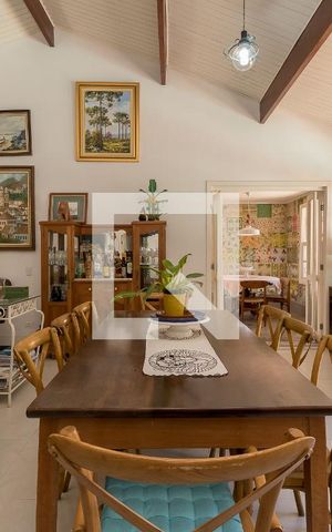 Casa à venda com 262m², 3 quartos e 5 vagasSala