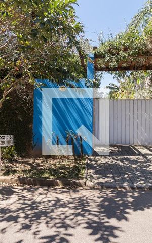 Casa à venda com 262m², 3 quartos e 5 vagasFachada