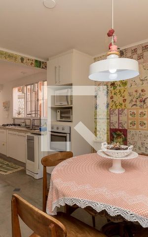 Casa à venda com 262m², 3 quartos e 5 vagasCopa